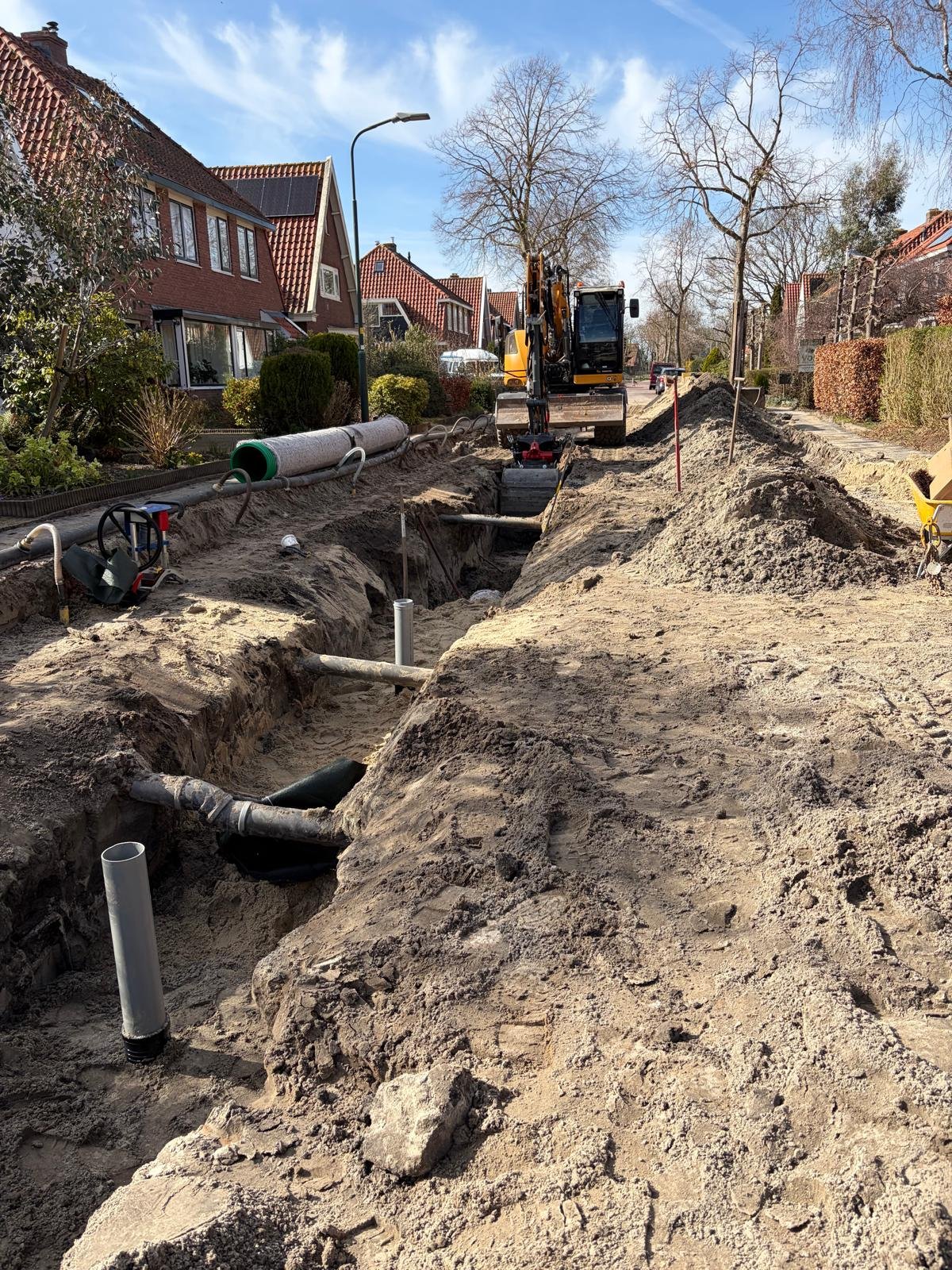 Sleufwerk en riolering in woonwijk